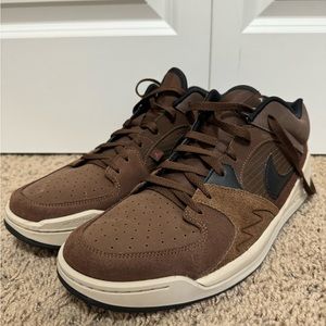 Nike Jordan Stadium 90 in color Cacao Wow/Black/University Red/Sanddrift